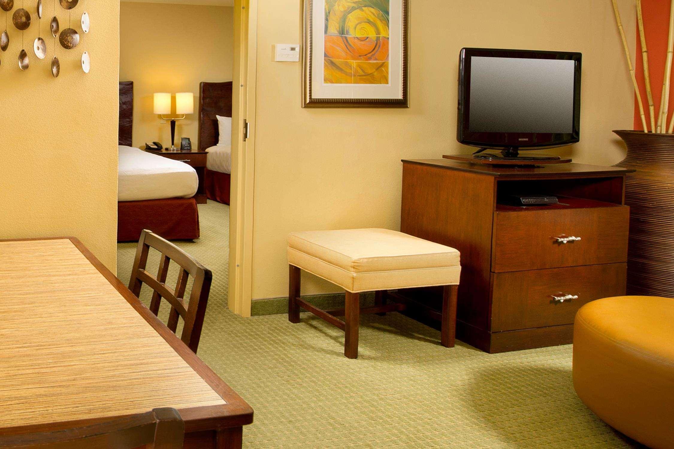Homewood Suites By Hilton Columbus Exterior photo