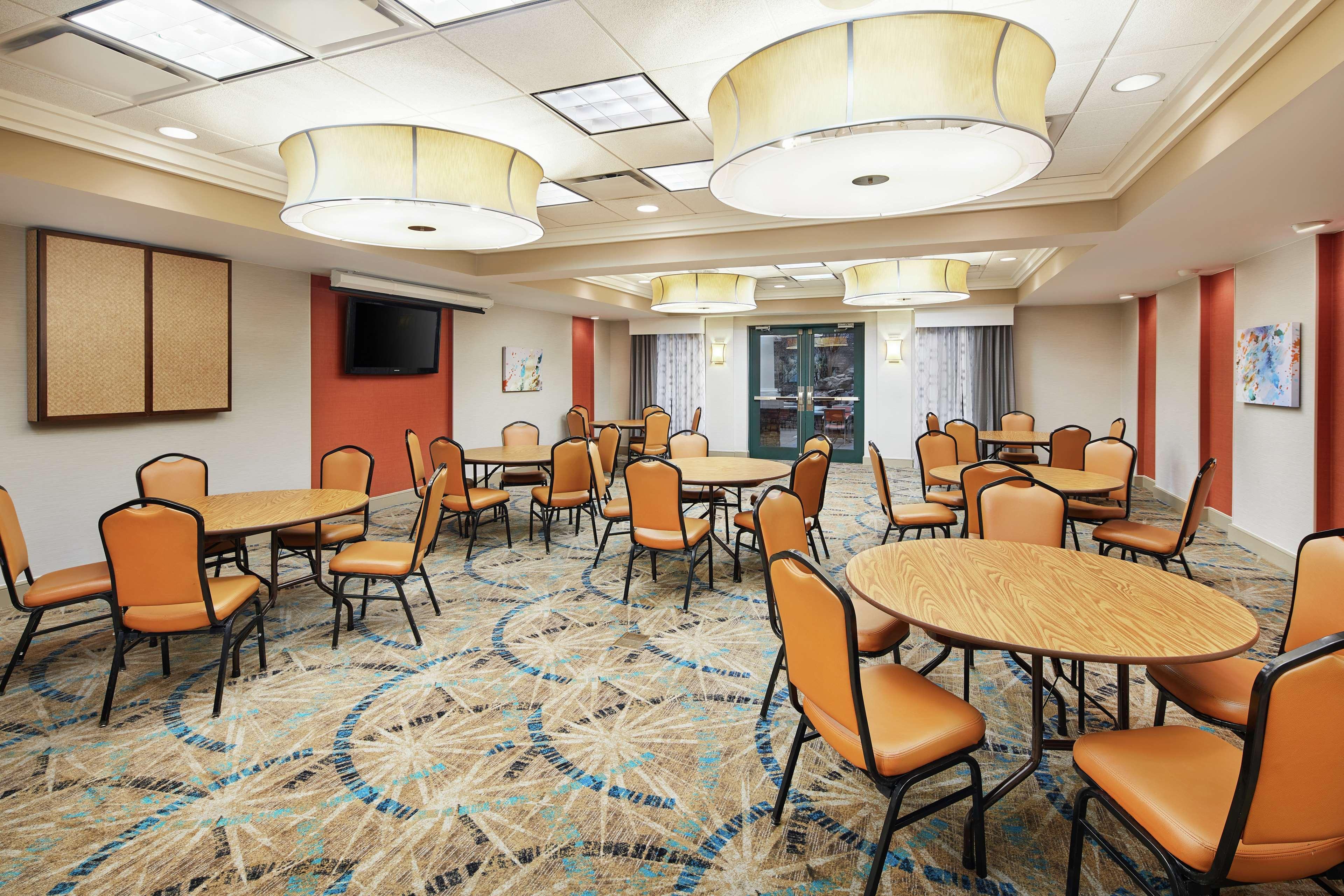 Homewood Suites By Hilton Columbus Exterior photo